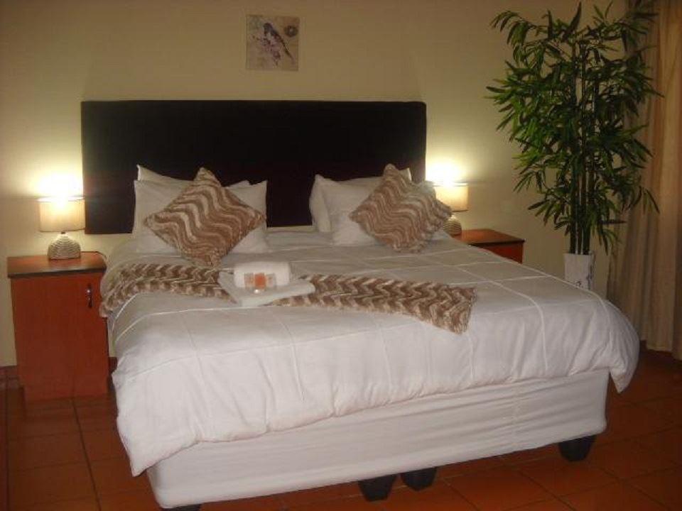 Beverly Hills Guest Lodge Secure Your Holiday, SelfCatering, or Bed