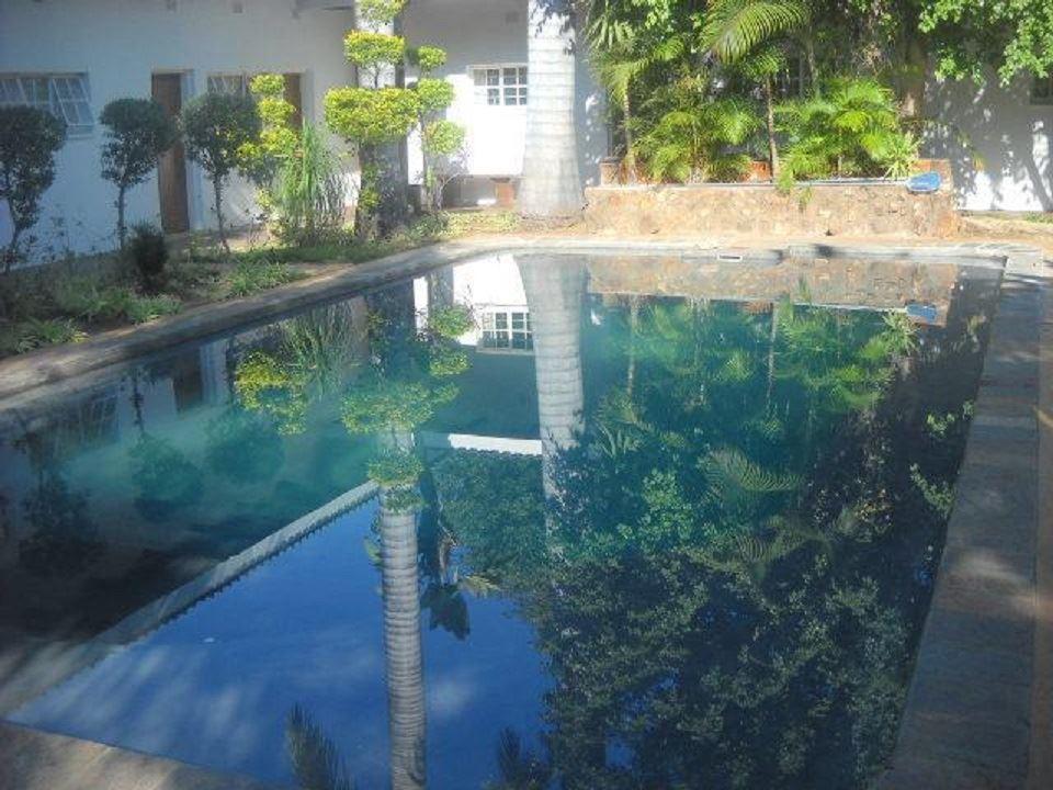 Beverly Hills Guest Lodge Secure Your Holiday, SelfCatering, or Bed