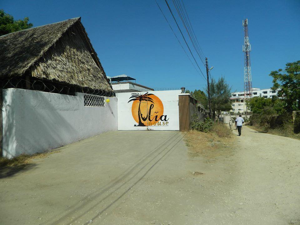 Tulia House Budget Deals and Offers Book Now!