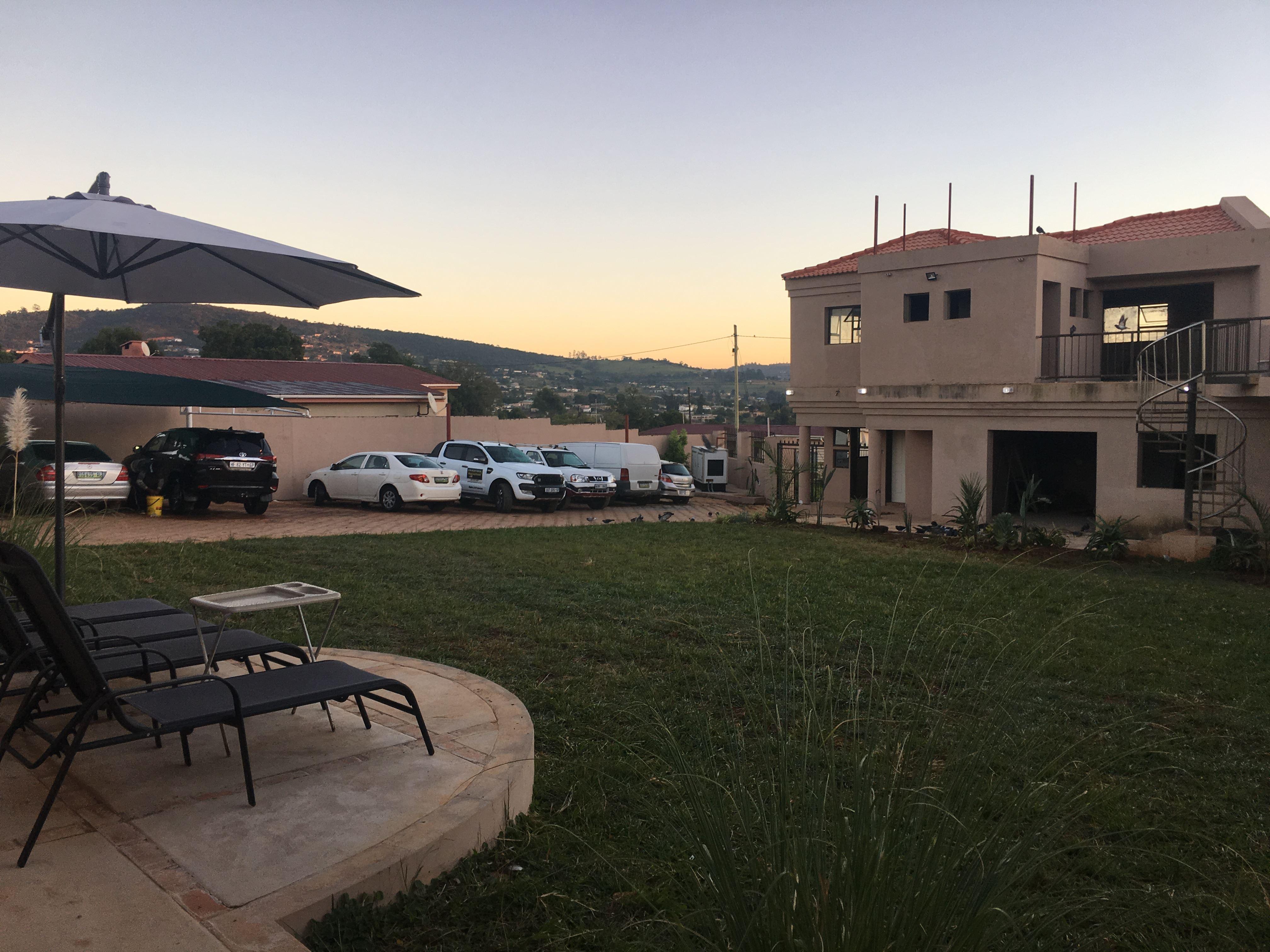 Valley View Lodge Book Your Dream SelfCatering or Bed and Breakfast Now!