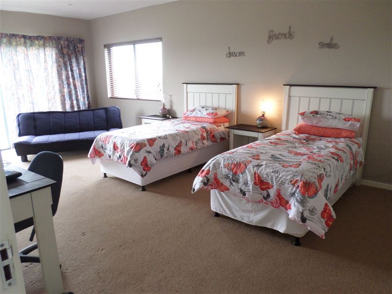 Woodridge Forest 11 Secure Your Holiday, SelfCatering, or Bed and