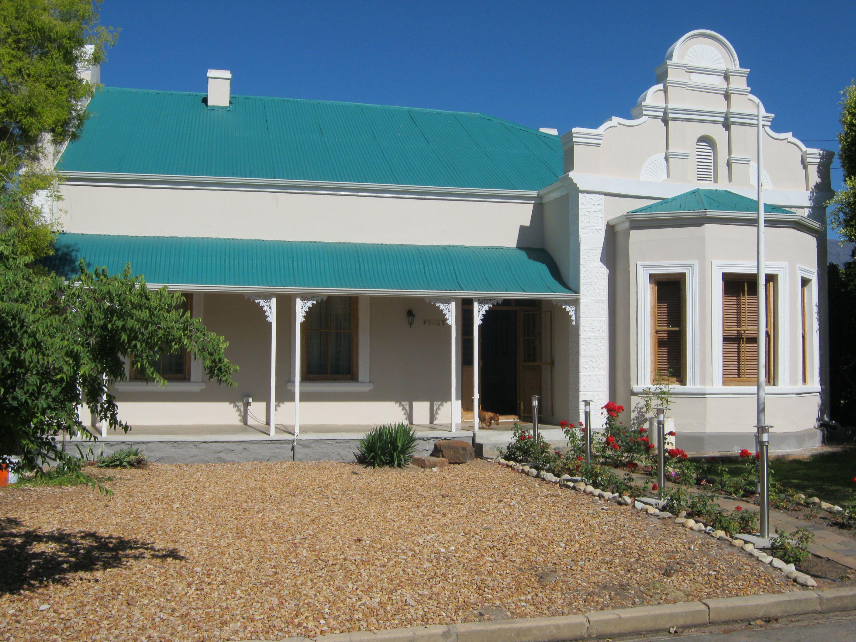 Ladismith Manor Book Your Dream SelfCatering or Bed and Breakfast Now!
