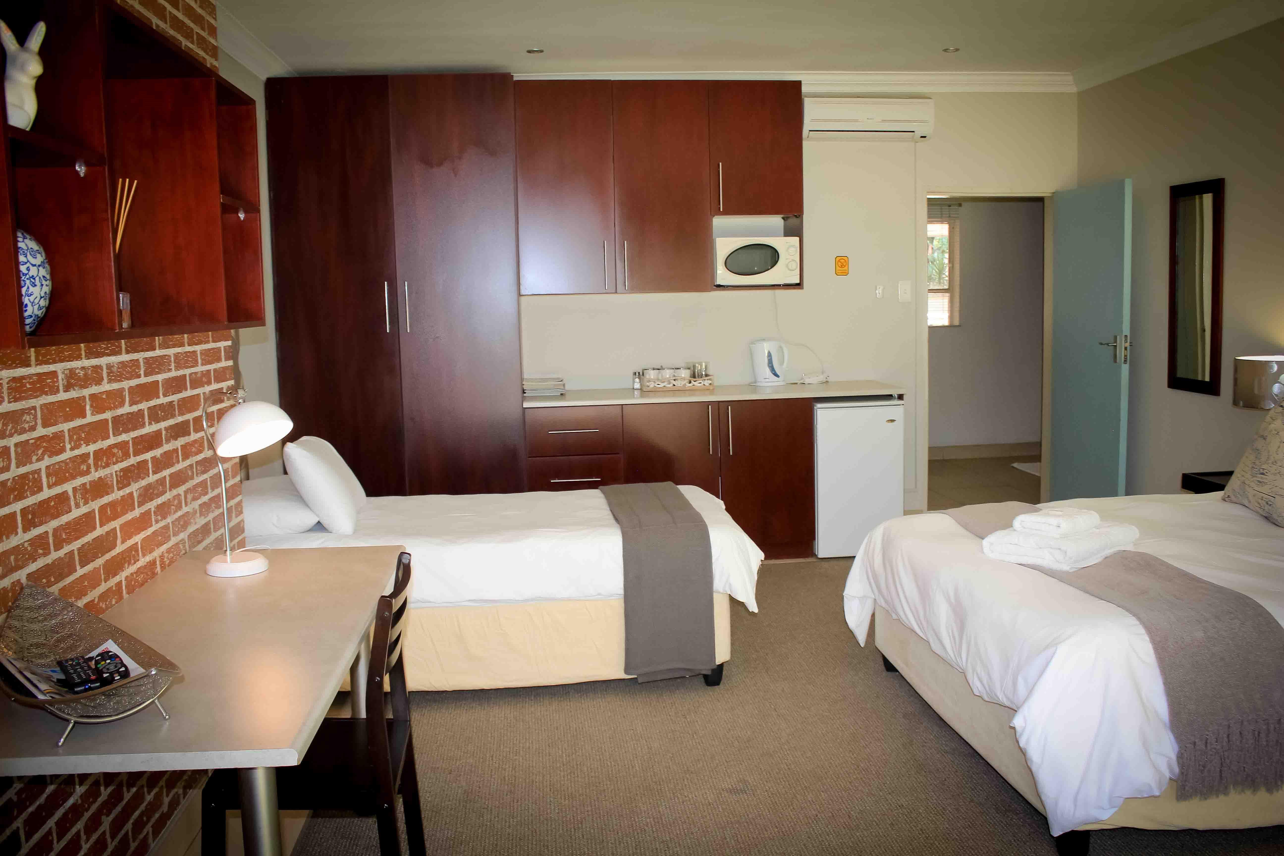 La Provence Guest House Get the Best Deal Book SelfCatering or Bed and