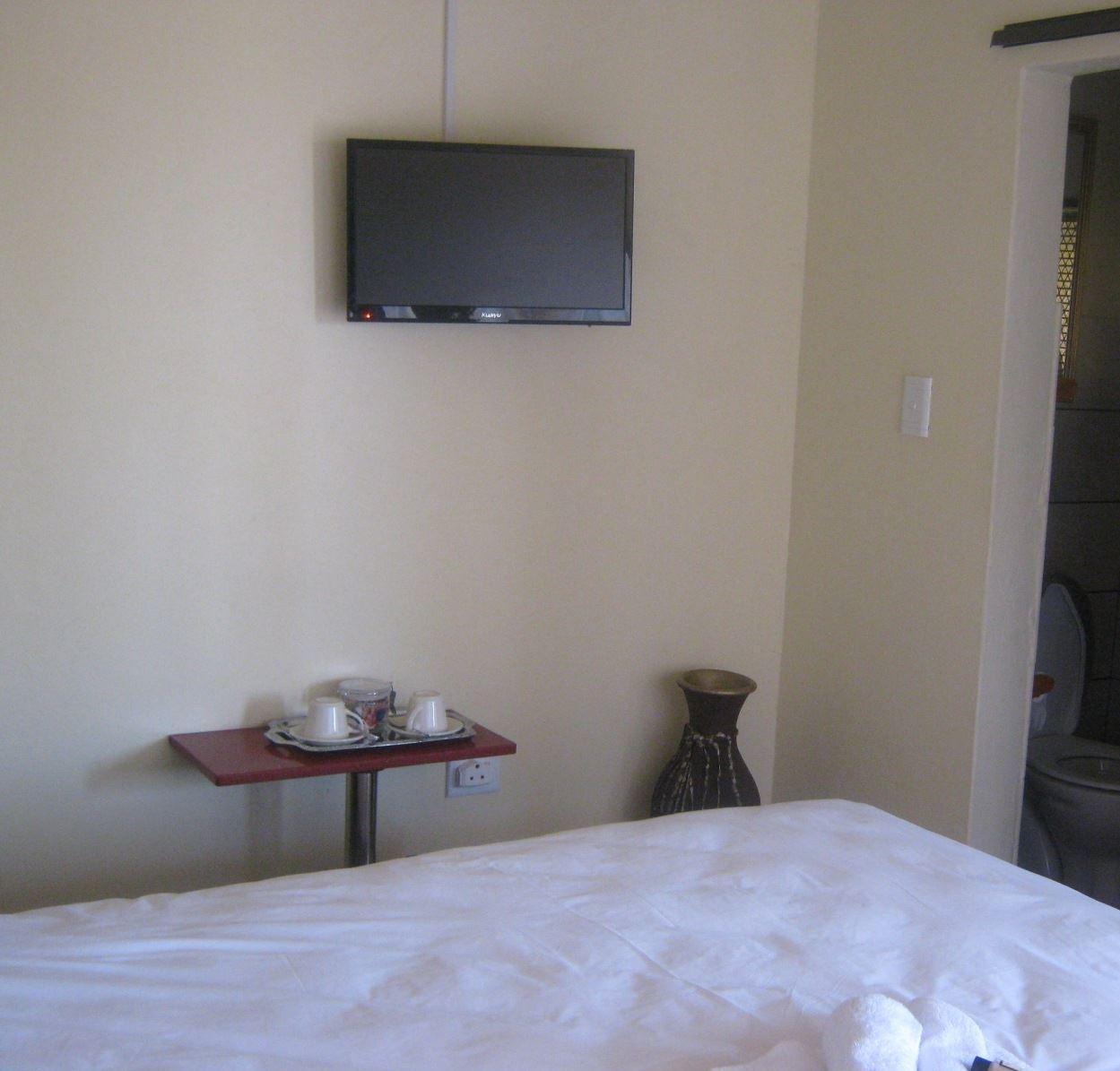 Beverly Hills Guest House