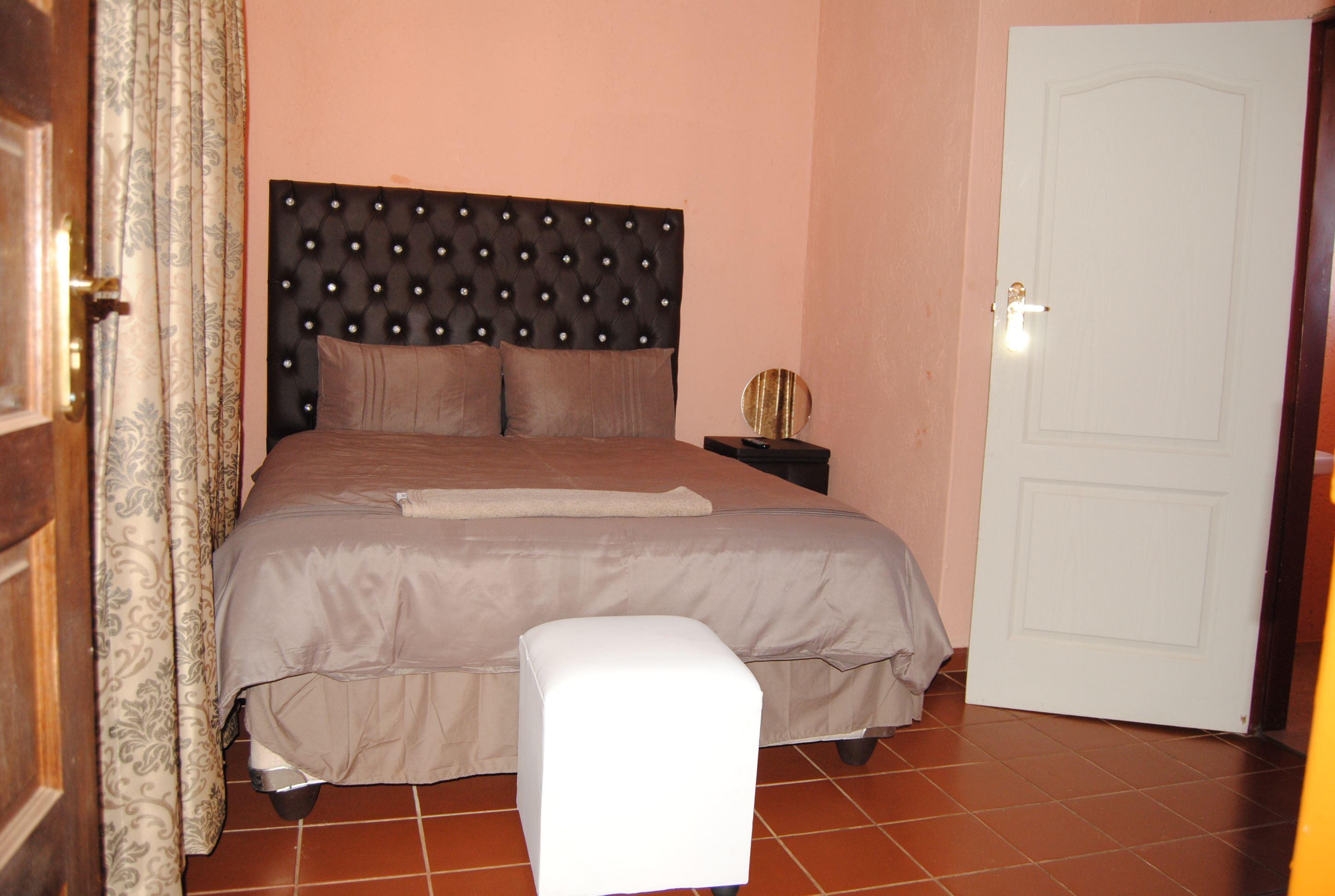 Gravel Lodge Jane Furse Reserve Your Hotel, SelfCatering, or Bed and