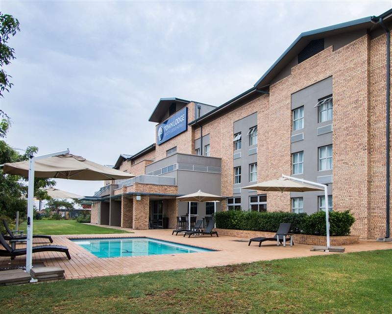 Town Lodge Gaborone, Botswana Book Your Dream SelfCatering or Bed and Breakfast Now!