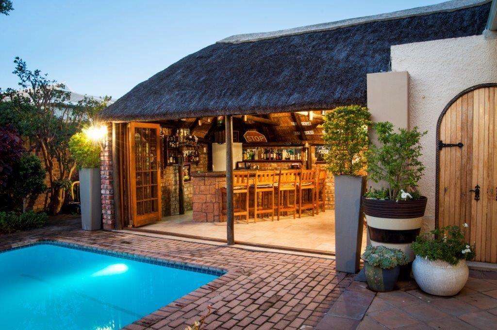 Ascot Place Guesthouse Affordable Deals Book SelfCatering or Bed