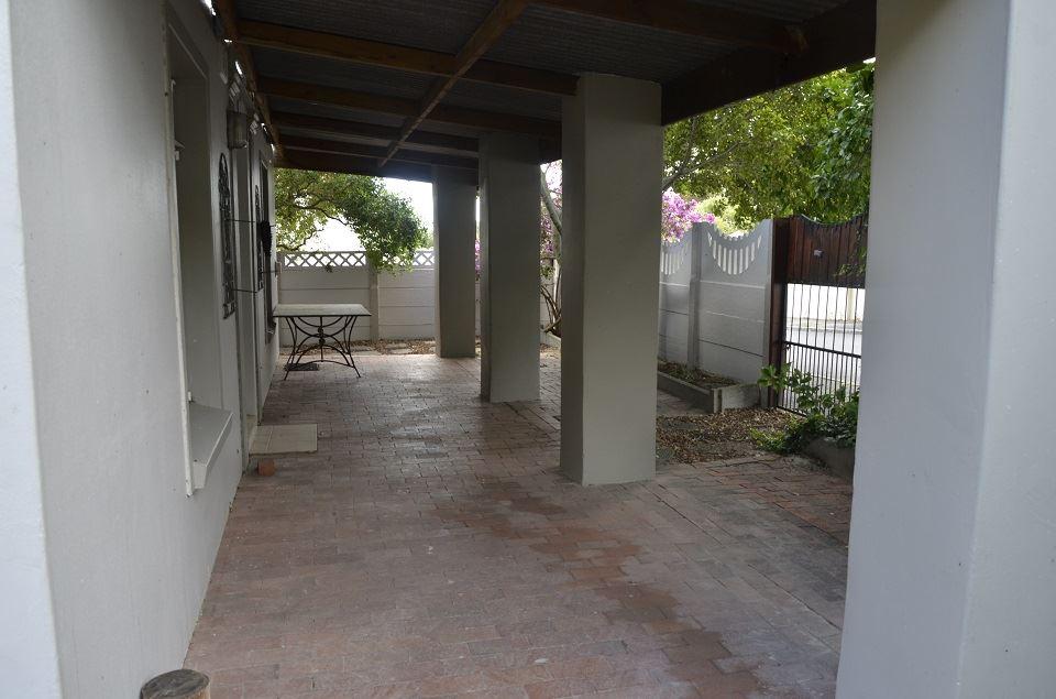 House Kenyon Reserve Your Hotel, SelfCatering, or Bed and Breakfast