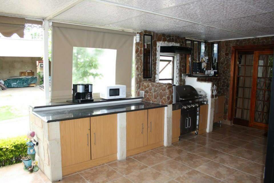 Hadassah's Guest House Book Your Dream SelfCatering or Bed and