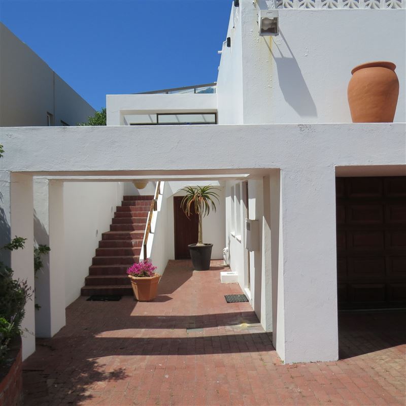 Cliff Road House Special Deals and Offers Book Now!