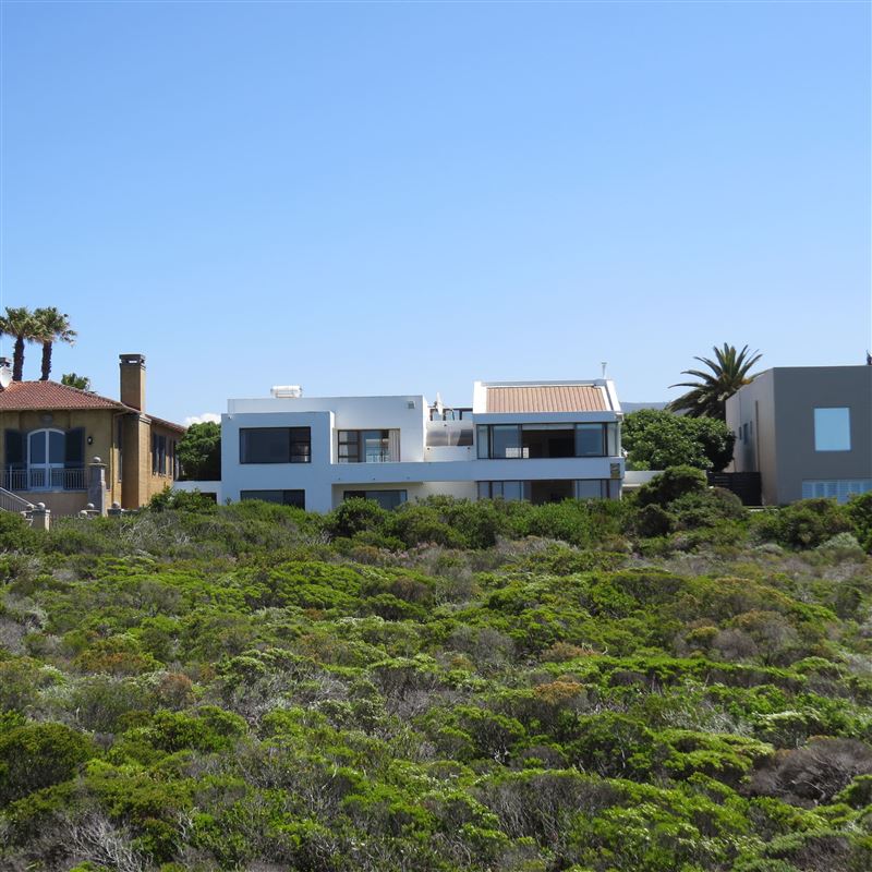 Cliff Road House Special Deals and Offers Book Now!