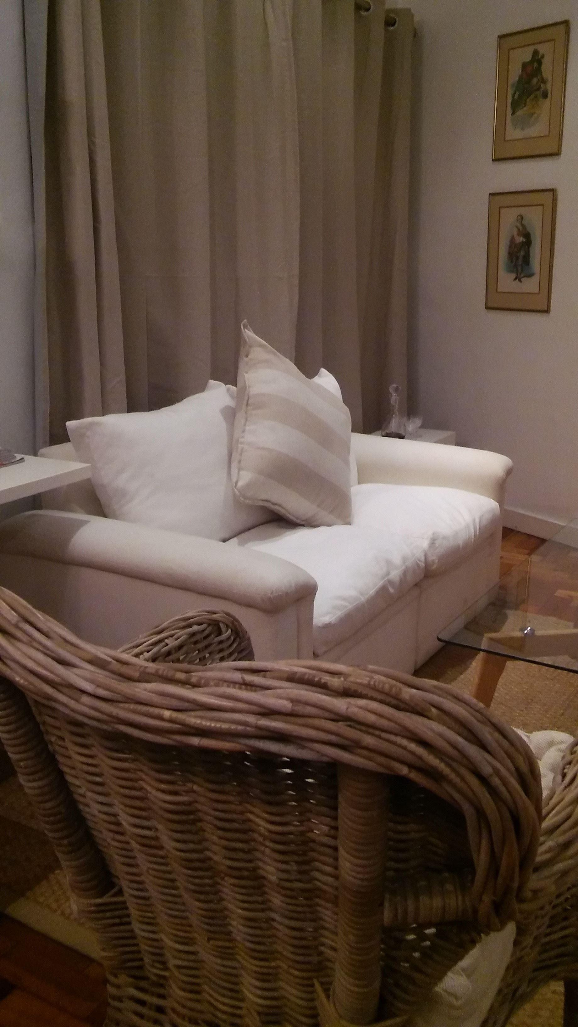 Airlie Cottage Secure Your Hotel, SelfCatering, or Bed and Breakfast