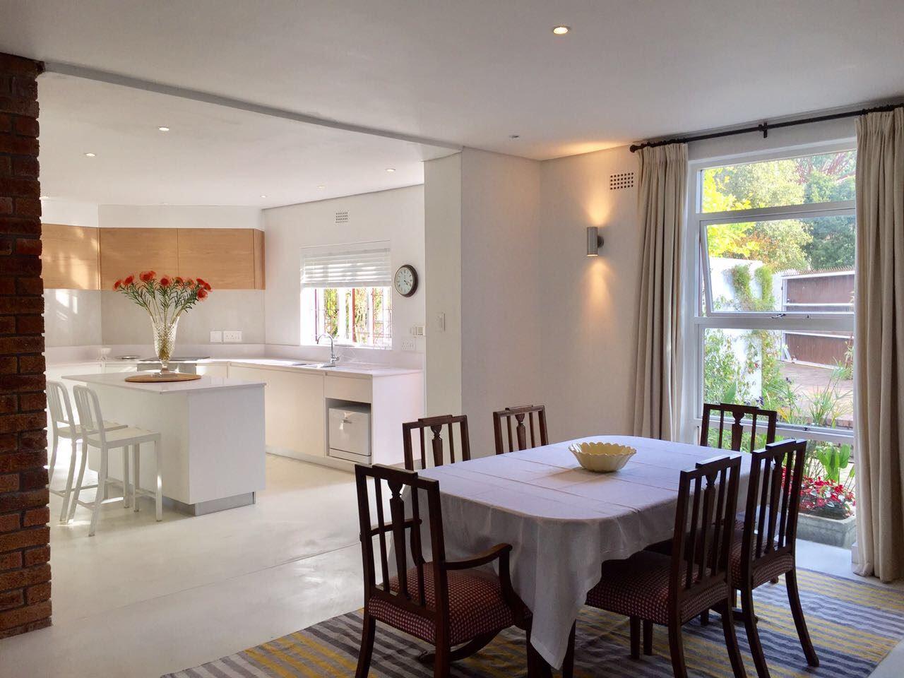 Airlie Cottage Secure Your Hotel, SelfCatering, or Bed and Breakfast