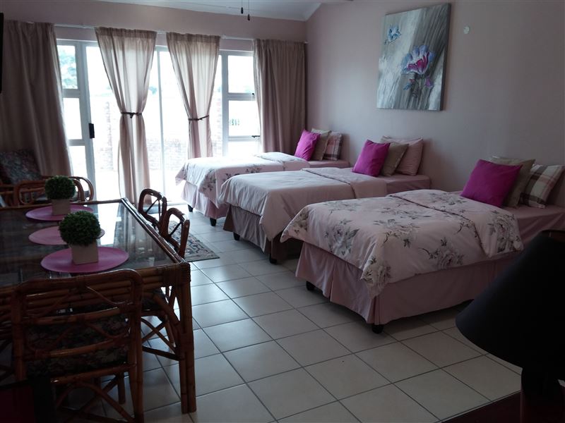Port Elizabeth Selfcatering Apartments Book Your Dream SelfCatering or Bed and Breakfast Now!