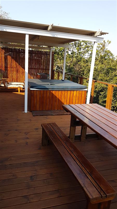 Uvongo Cottage Secure Your Holiday, SelfCatering, or Bed and