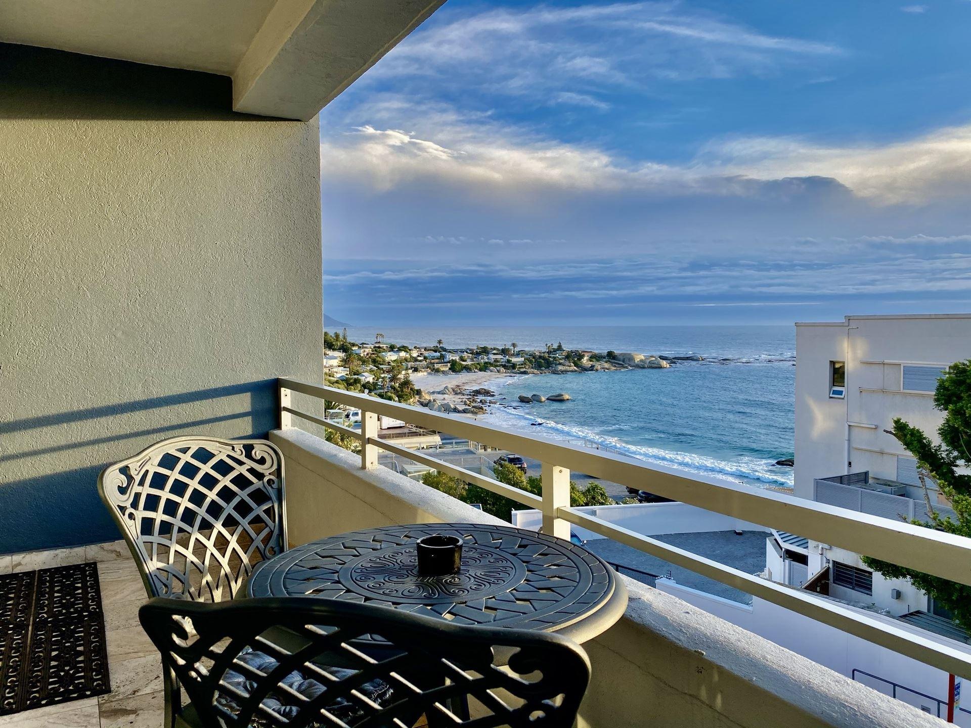 Clifton Beachfront Executive Apartment