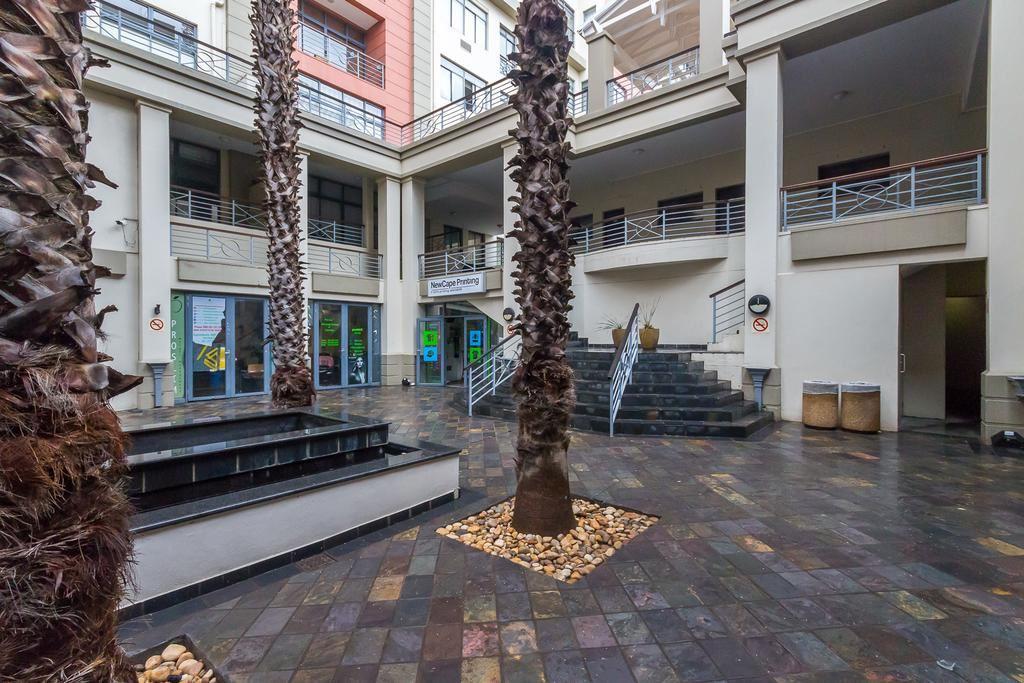 The Square Safe Apartment With Parking Get the Best