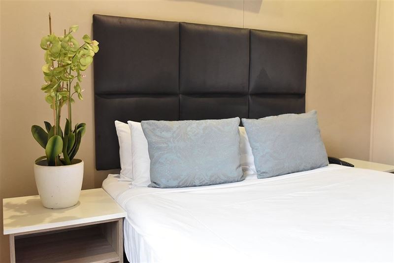 Regal Inn Gateway Umhlanga Affordable Deals Book SelfCatering or