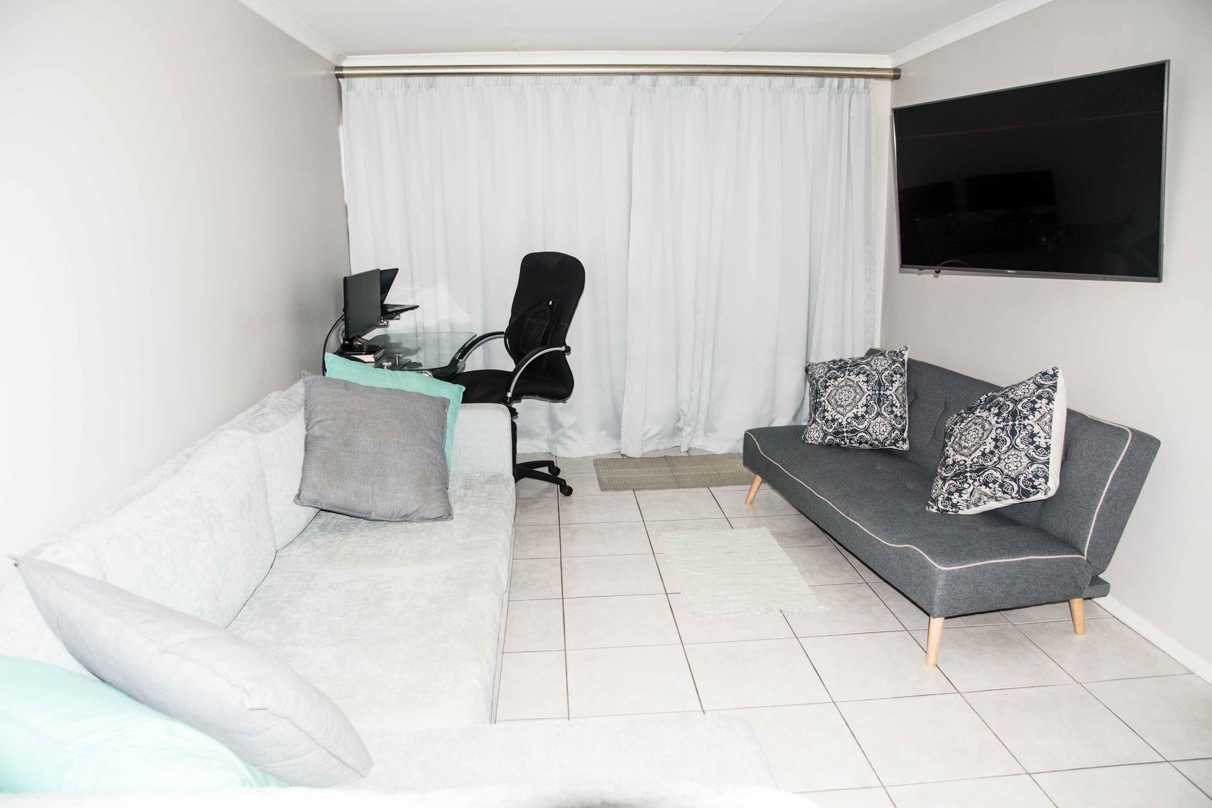 18 Coogee Bay Beachfront Apartment East London Reserve Your Hotel