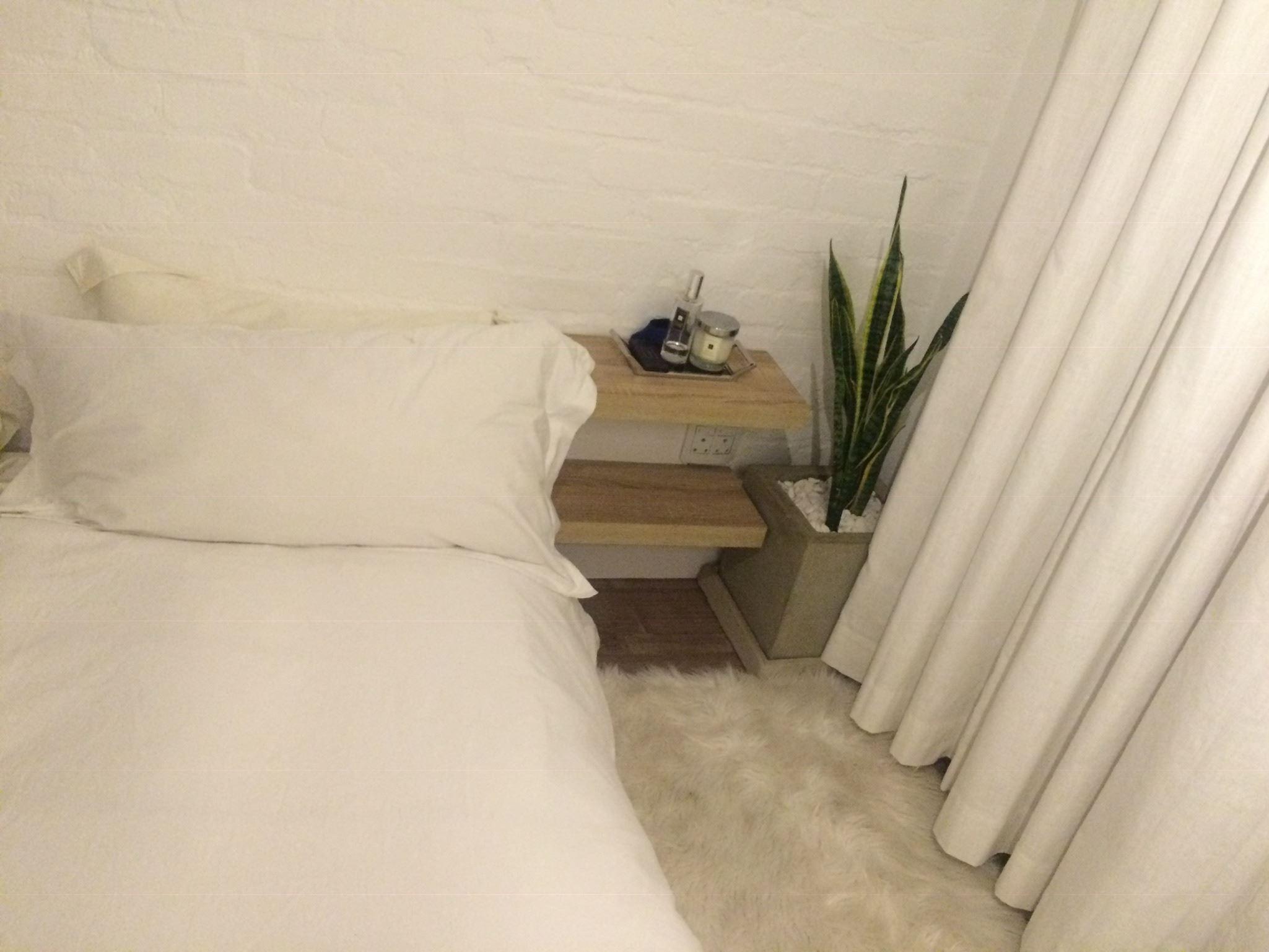 Menlo Gate Condo Budget Deals and Offers Book Now!