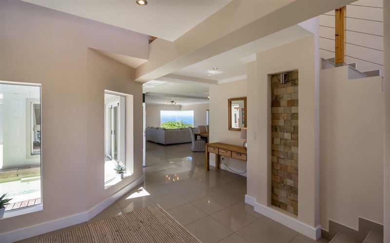 Seascape Golf Villa Book Your Dream SelfCatering or Bed and