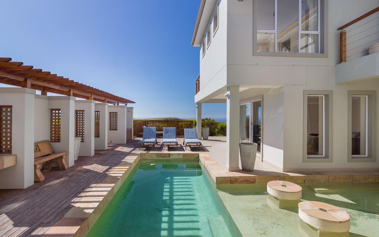 Seascape Golf Villa Book Your Dream SelfCatering or Bed and