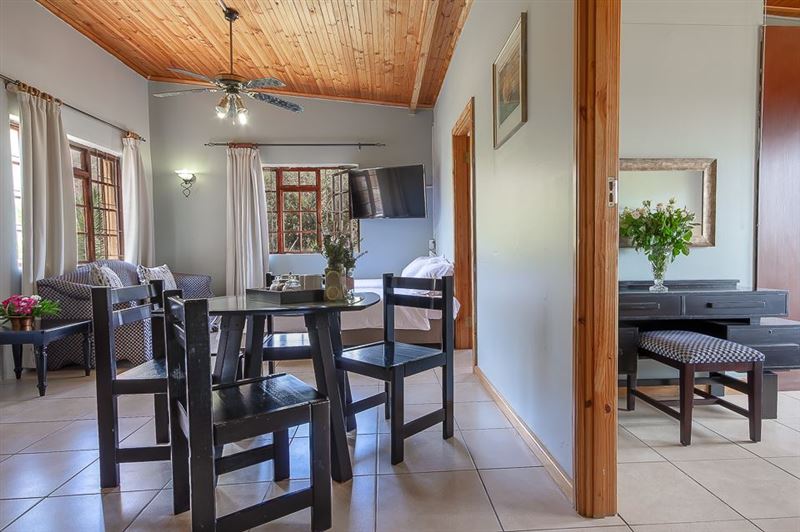 Kingfisher Hollow Guest House Book Your Dream SelfCatering or Bed