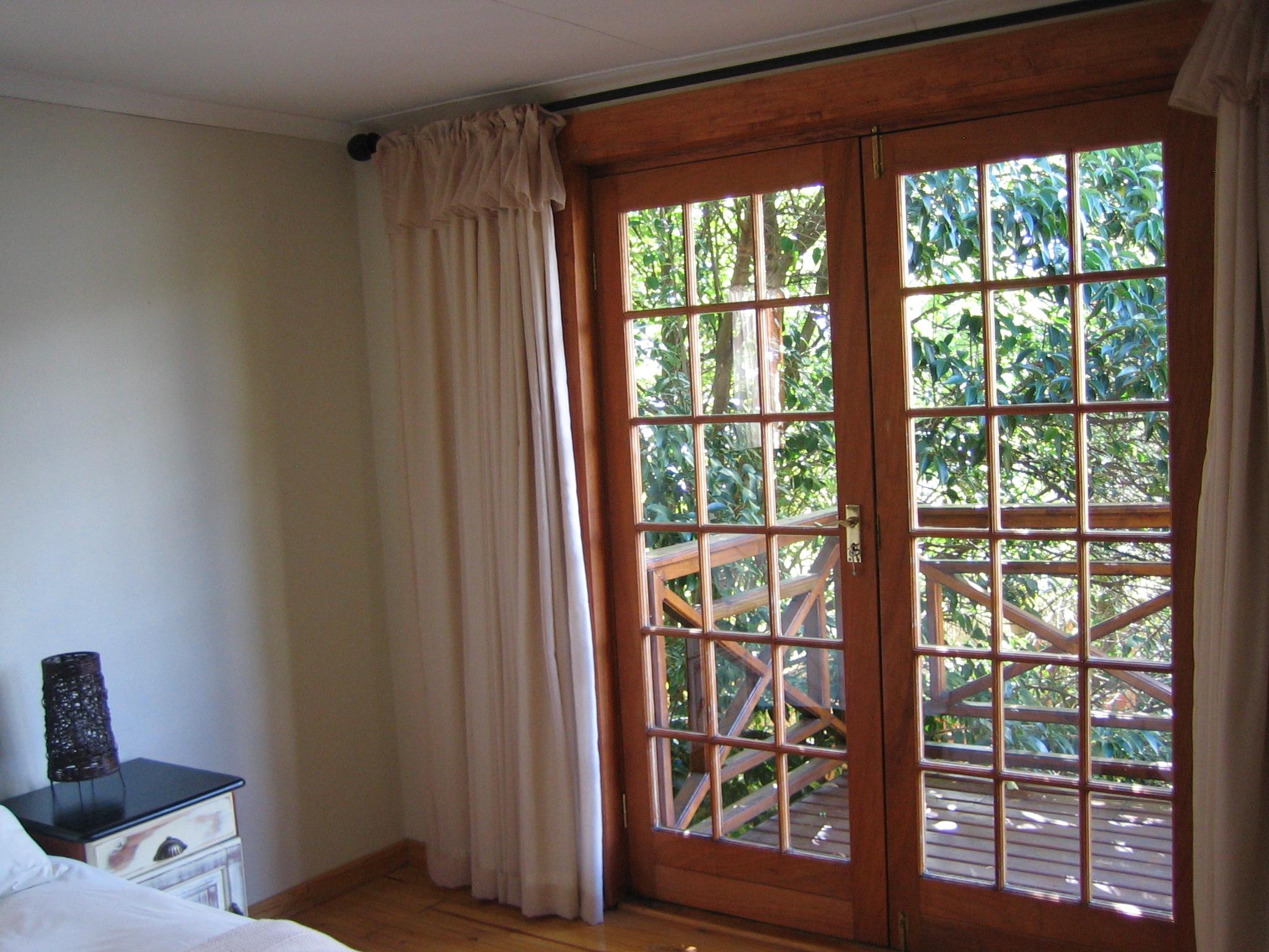 Gooseberry Lodge Guest House Secure Your Hotel, SelfCatering, or Bed and Breakfast Booking Now!