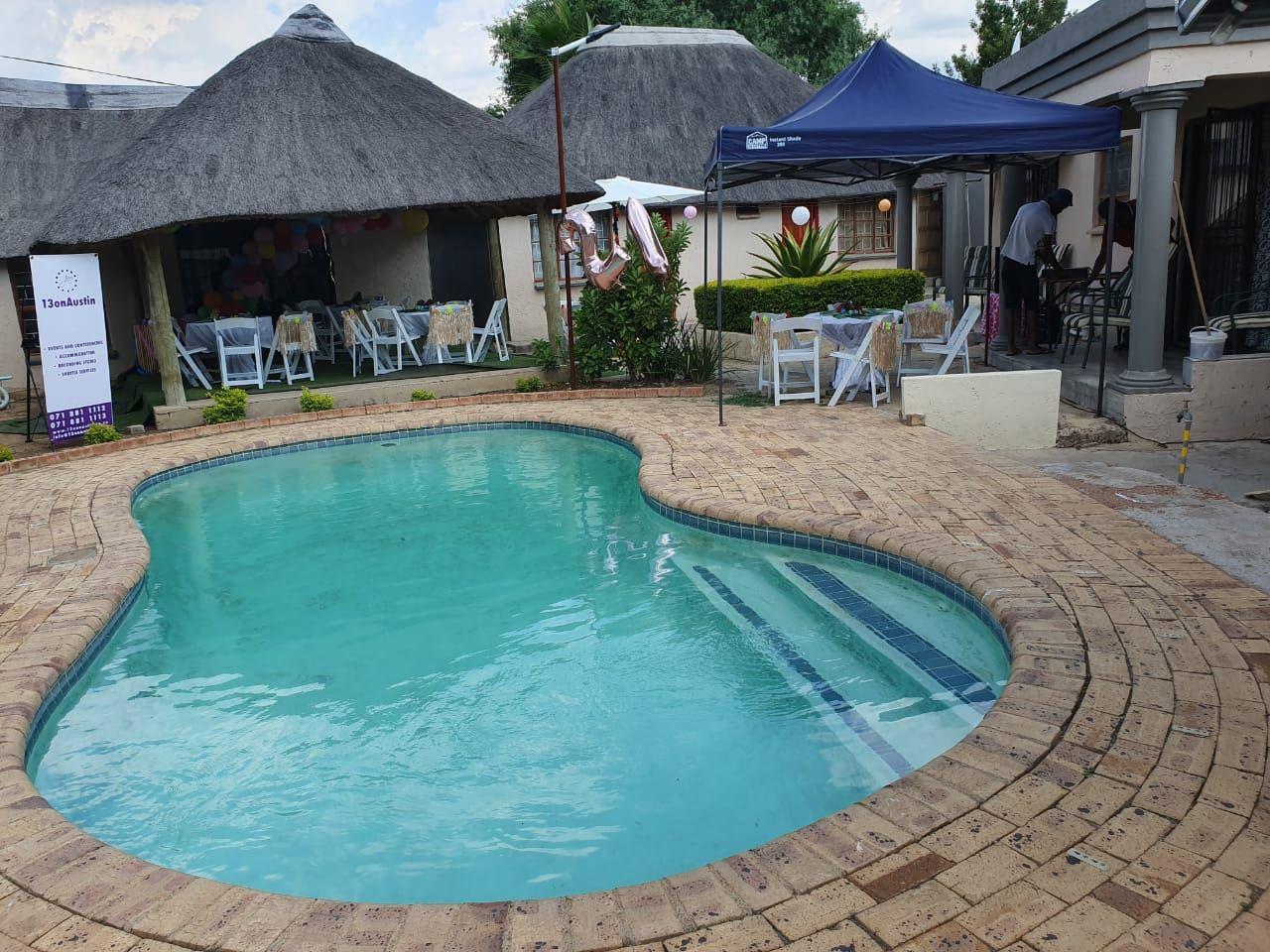 13onAustin Guest House Secure Your Holiday, SelfCatering, or Bed and