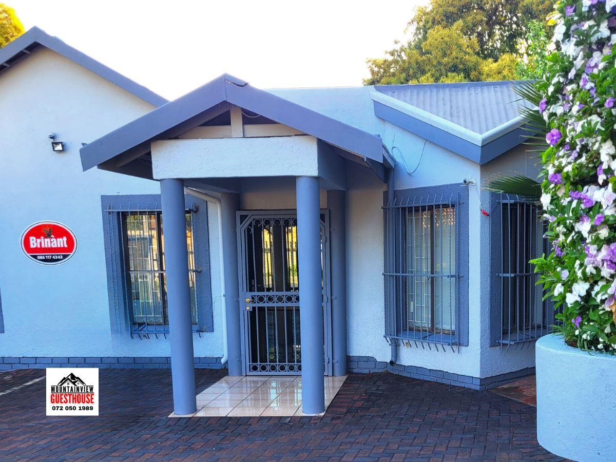 Mountain View Guest House Secure Your Hotel, SelfCatering, or Bed and Breakfast Booking Now!