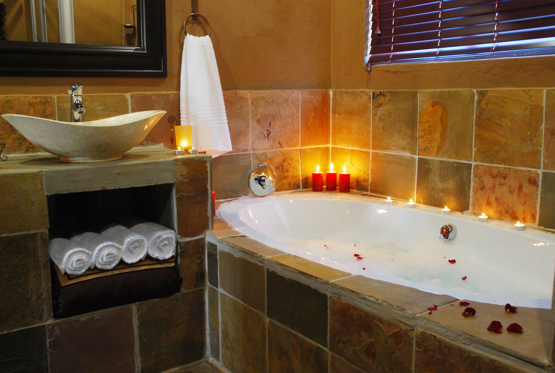 Ingudlane Lodge Secure Your Hotel, SelfCatering, or Bed and