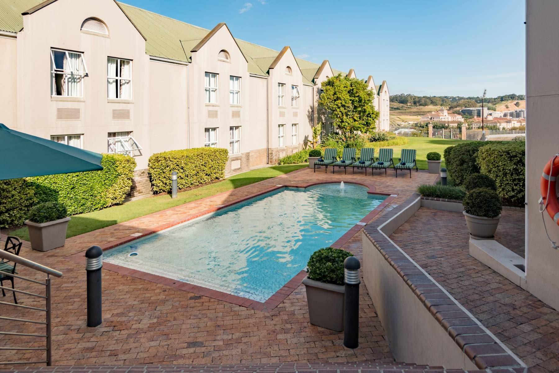 Town Lodge Bellville Secure Your Hotel, SelfCatering, or Bed and