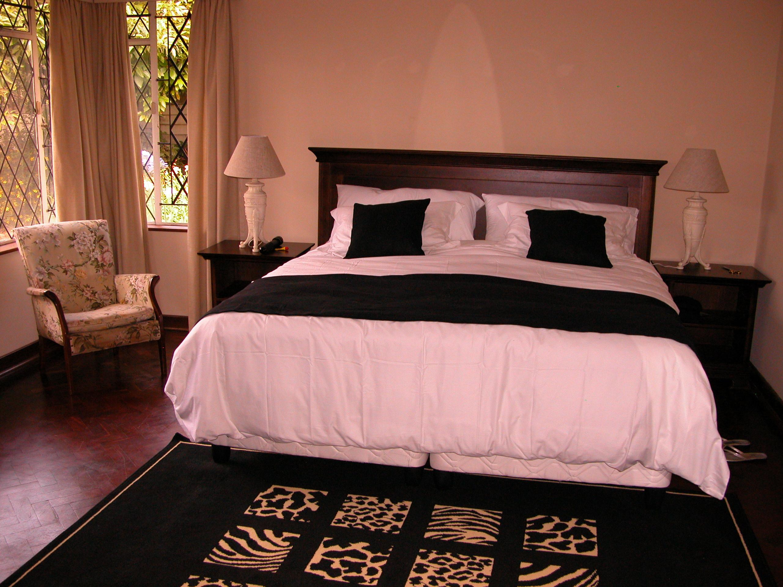 The Churchill, Harare Get the Best Deal Book Self