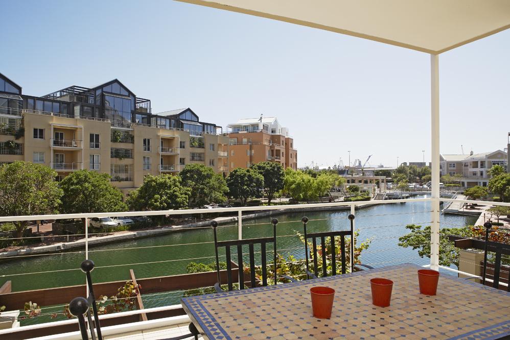 102 Ellesmere Affordable Deals Book SelfCatering or Bed and