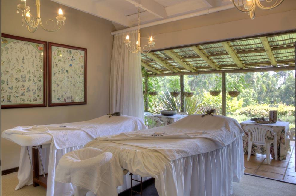 Woodridge Country Estate Secure Your Holiday, SelfCatering, or Bed