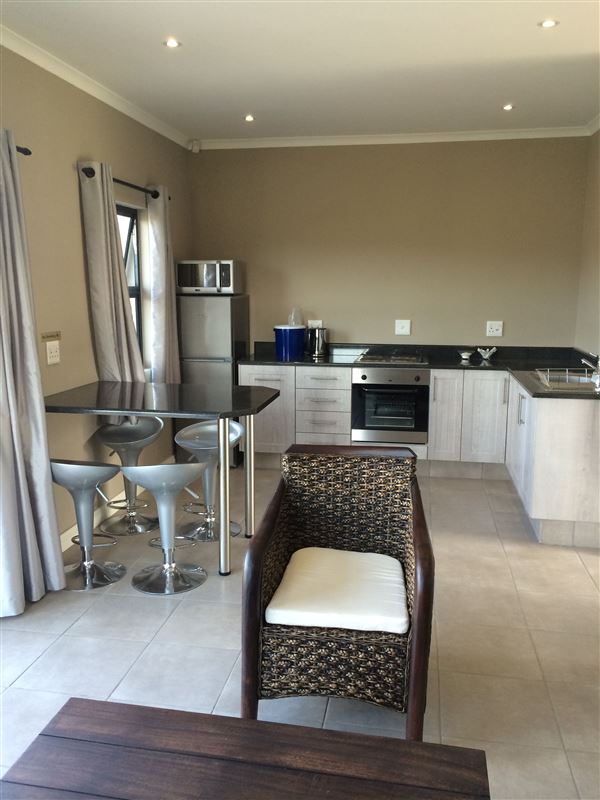 Gonubie Manor Secure Your Holiday, SelfCatering, or Bed and