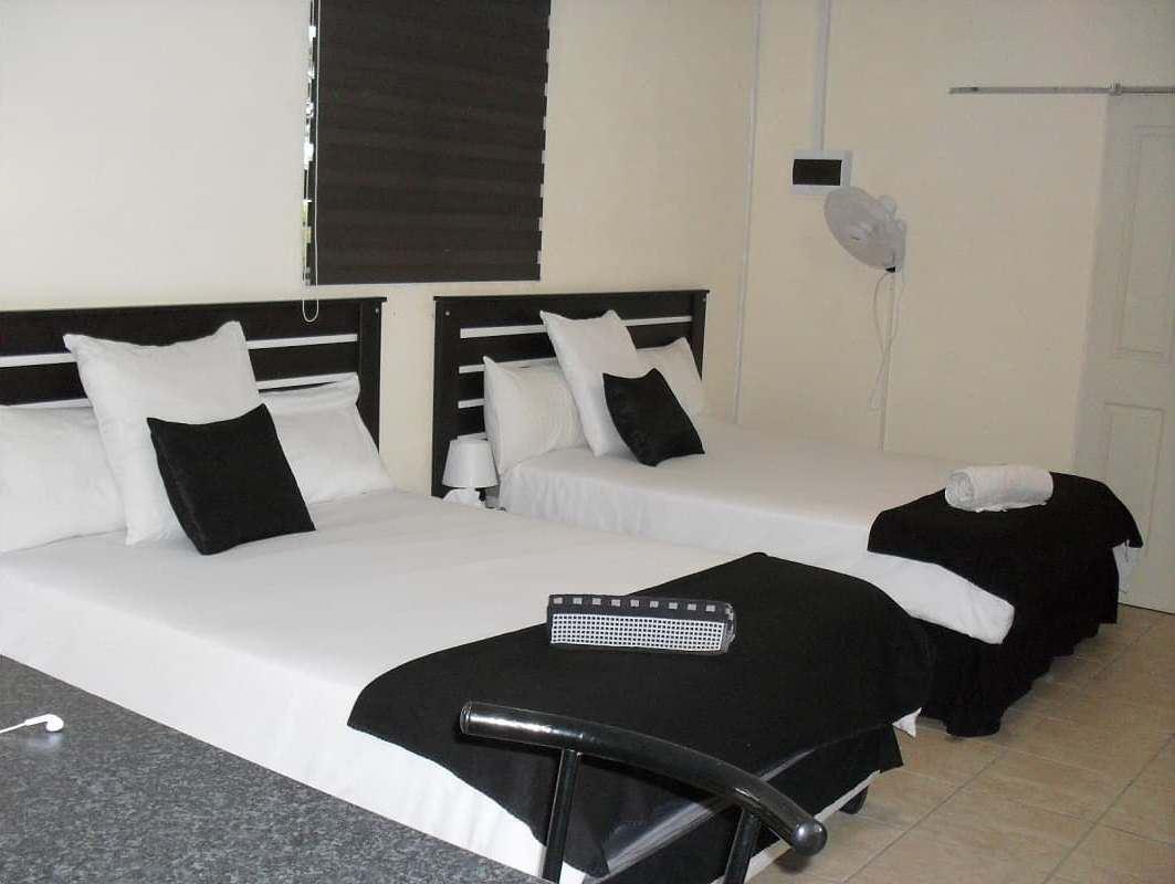 Lorraine's Guest House Book Your Dream SelfCatering or Bed and