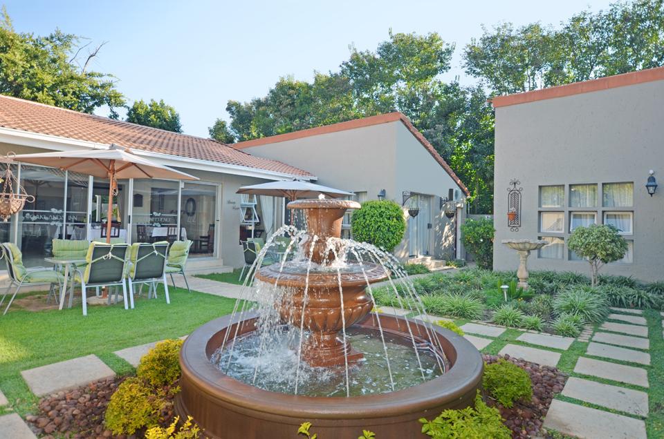 Oaklands Inn and Conference Centre Book Your Dream SelfCatering or