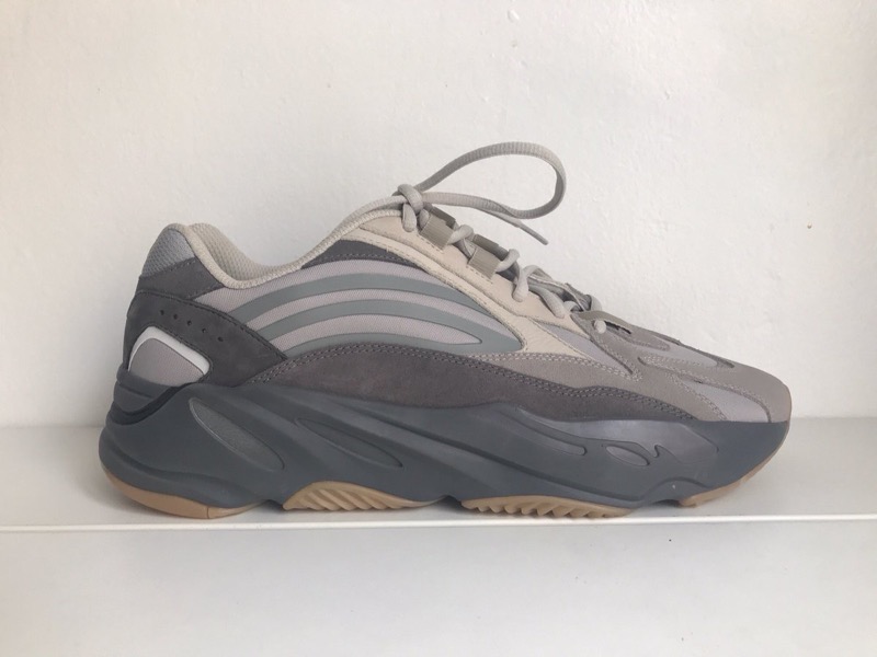 kanye west 700 v2