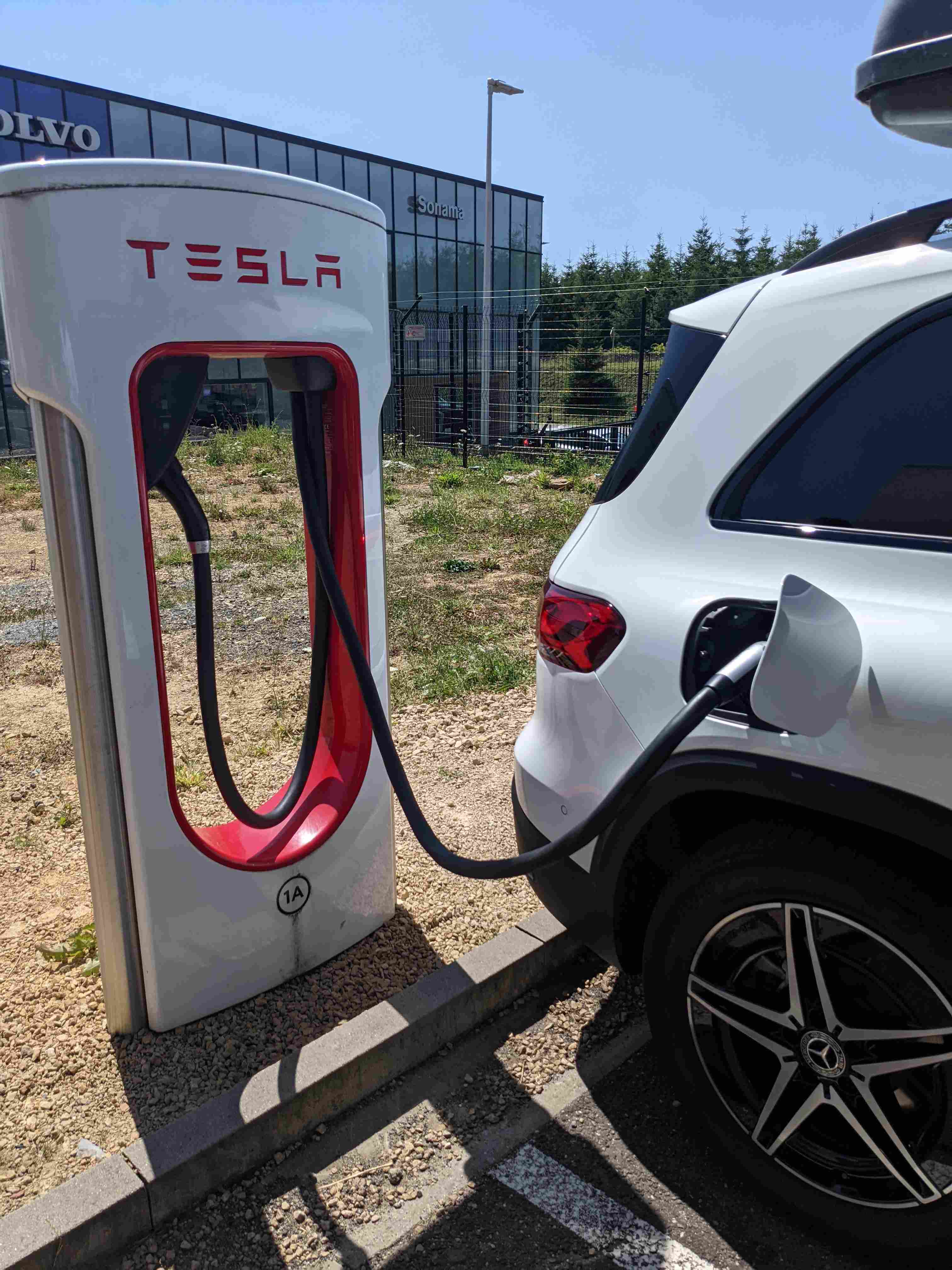 Tesla app readies for opening of superchargers to nonTeslas r/electricvehicles