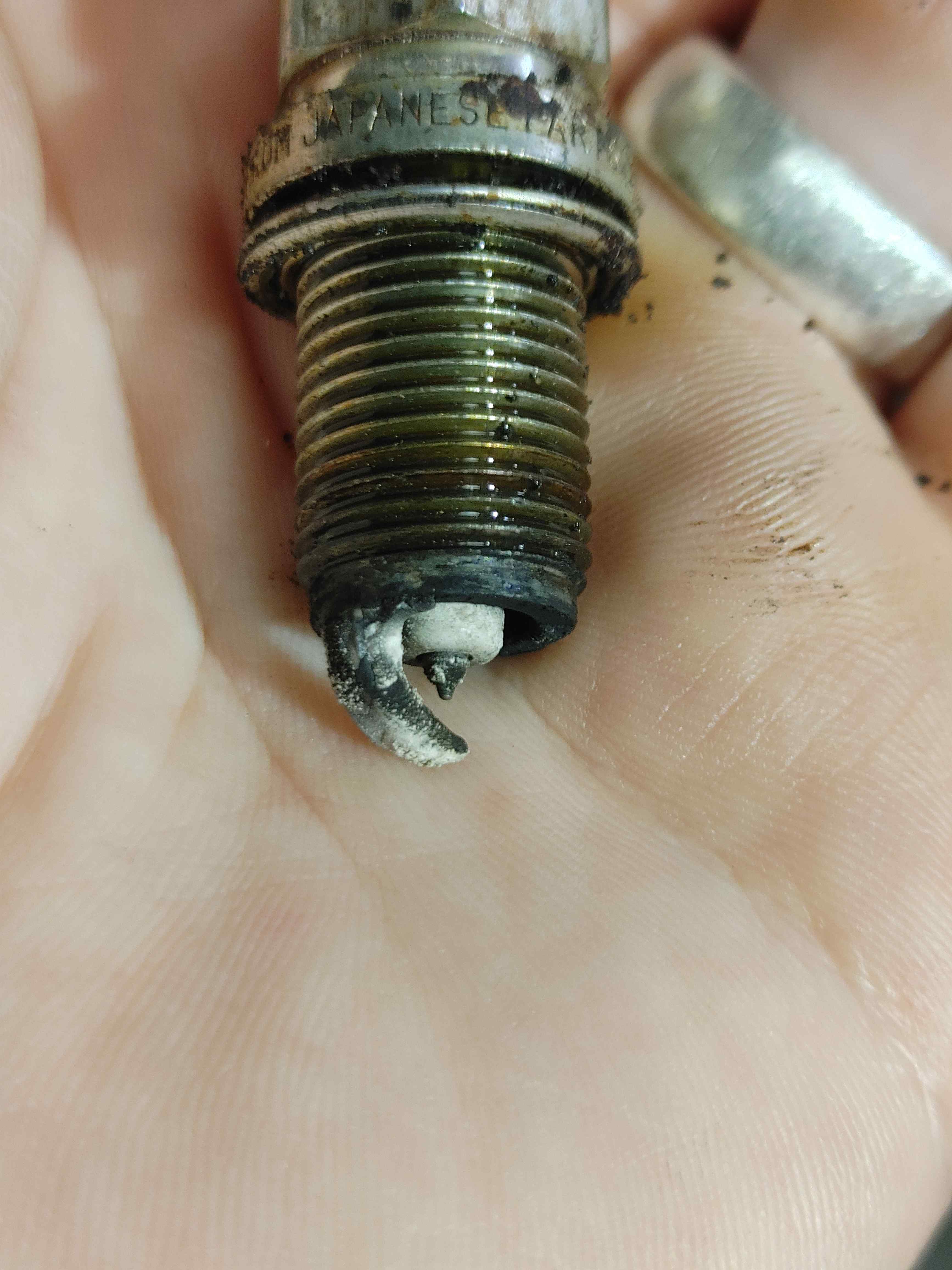 lack of power, possible exhaust leak at manifold flange and/or clogged