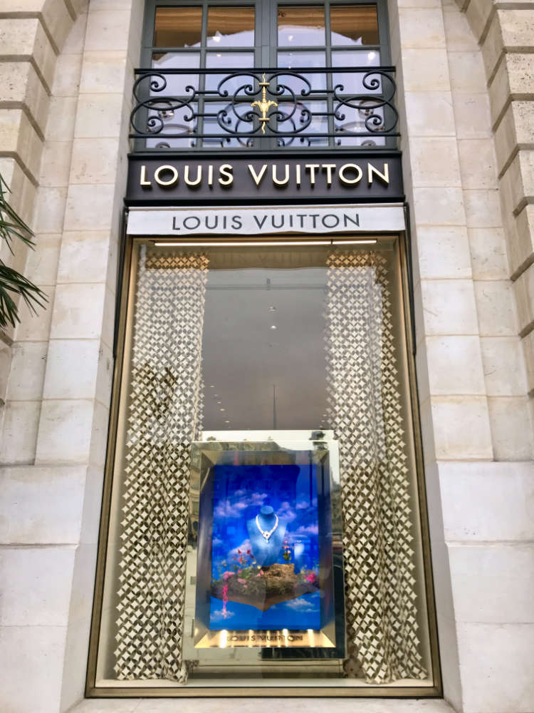 French fashion houses Haute couture