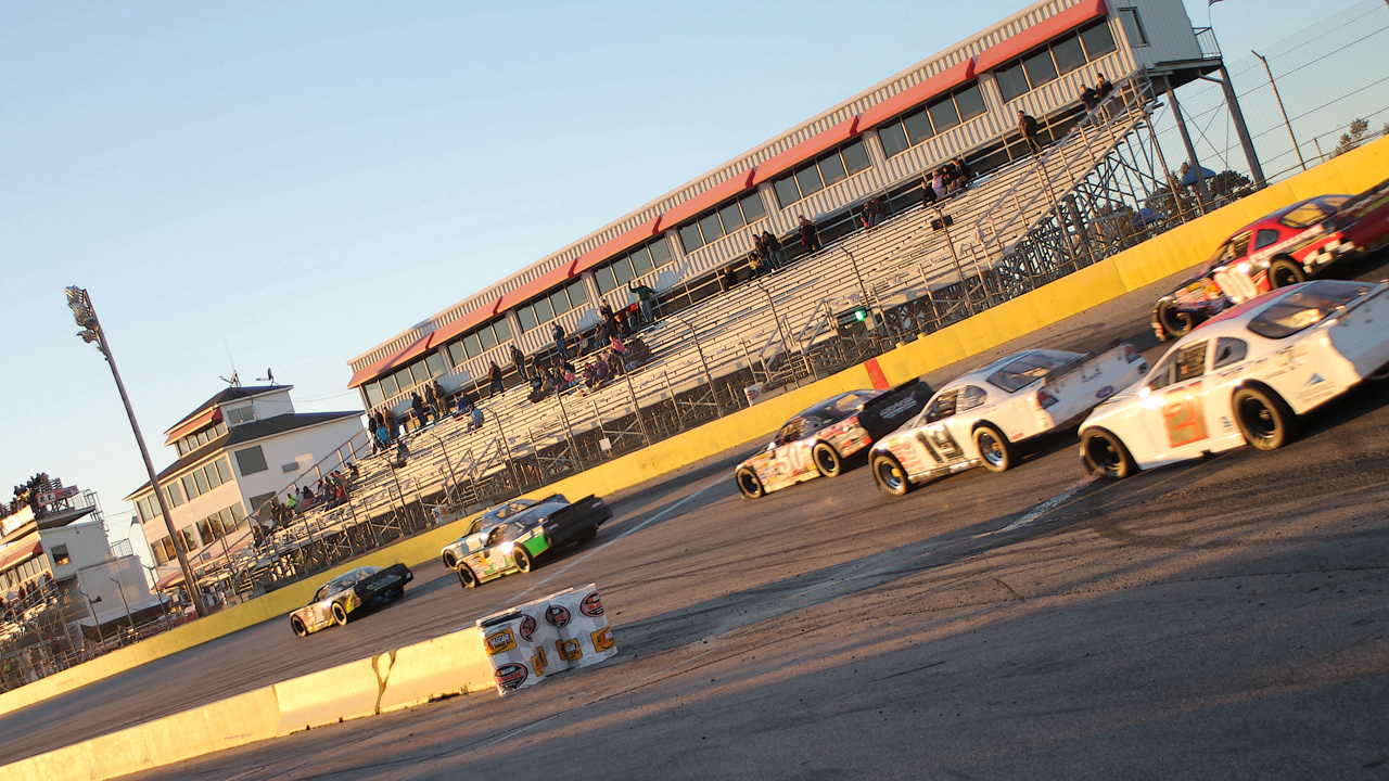 Southern National Motorsports Park, Newsome Mill Rd,.