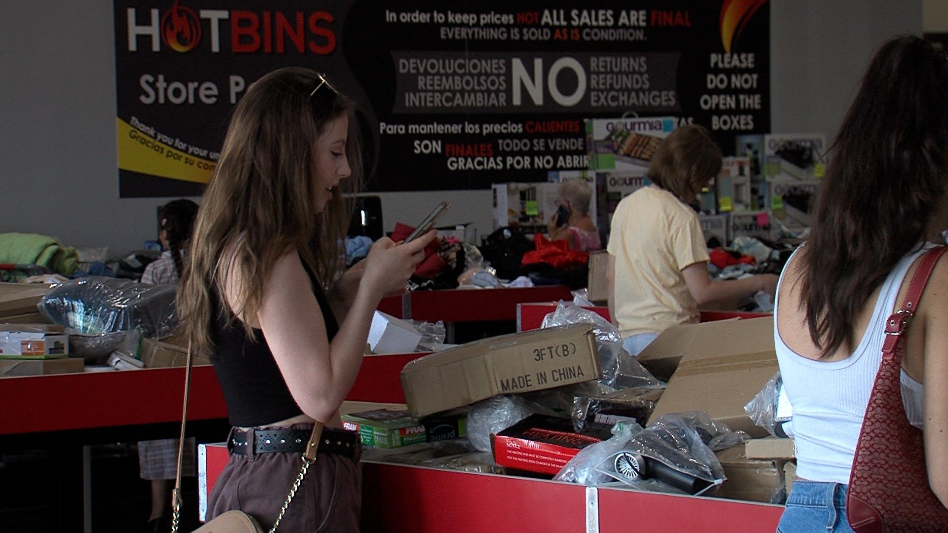 'It's like a treasure hunt' New Hot Bins Sarasota location Suncoast News and Weather Sarasota