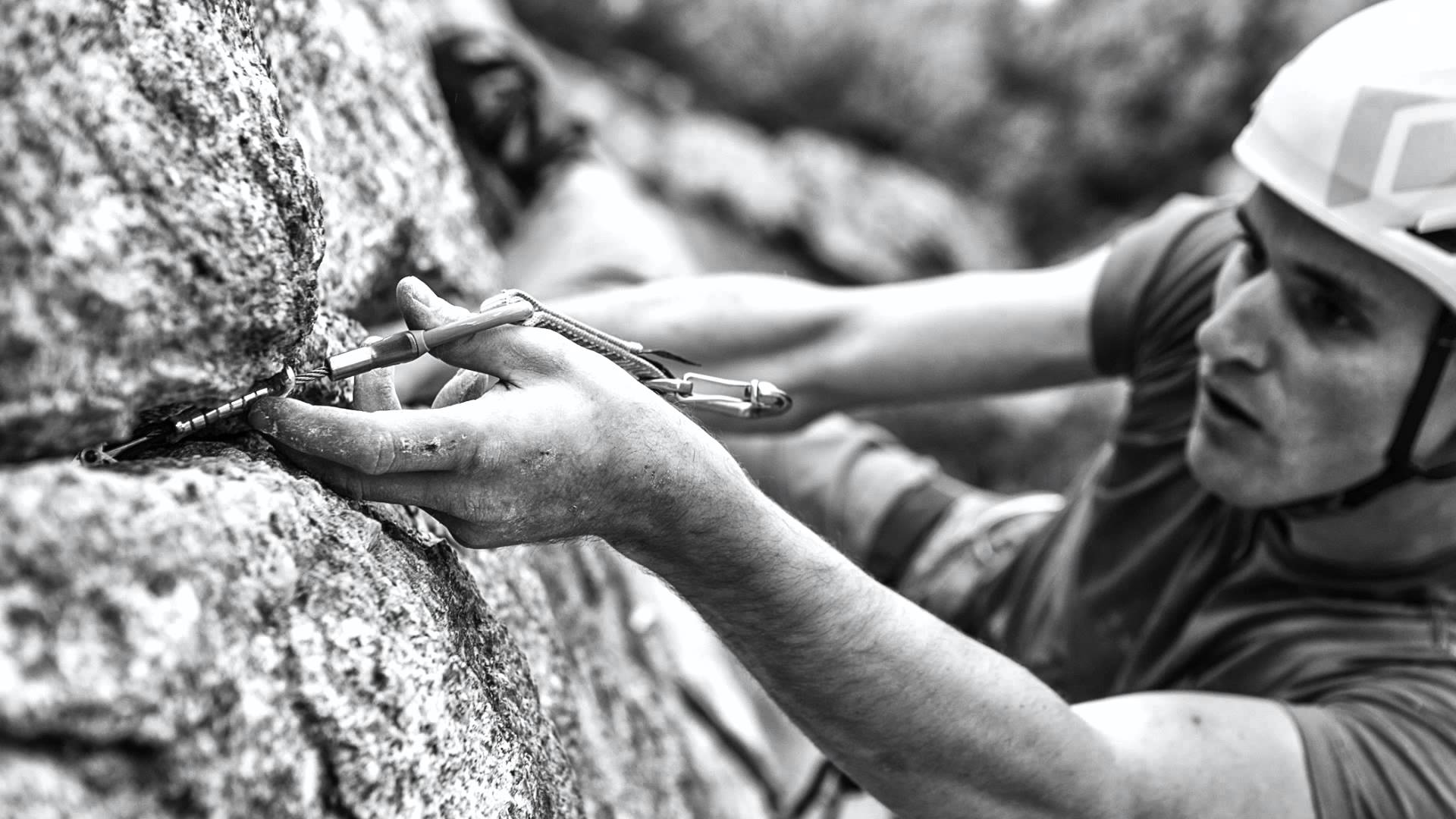 Black Diamond Issues Voluntary Recall On Carabiners and Runners