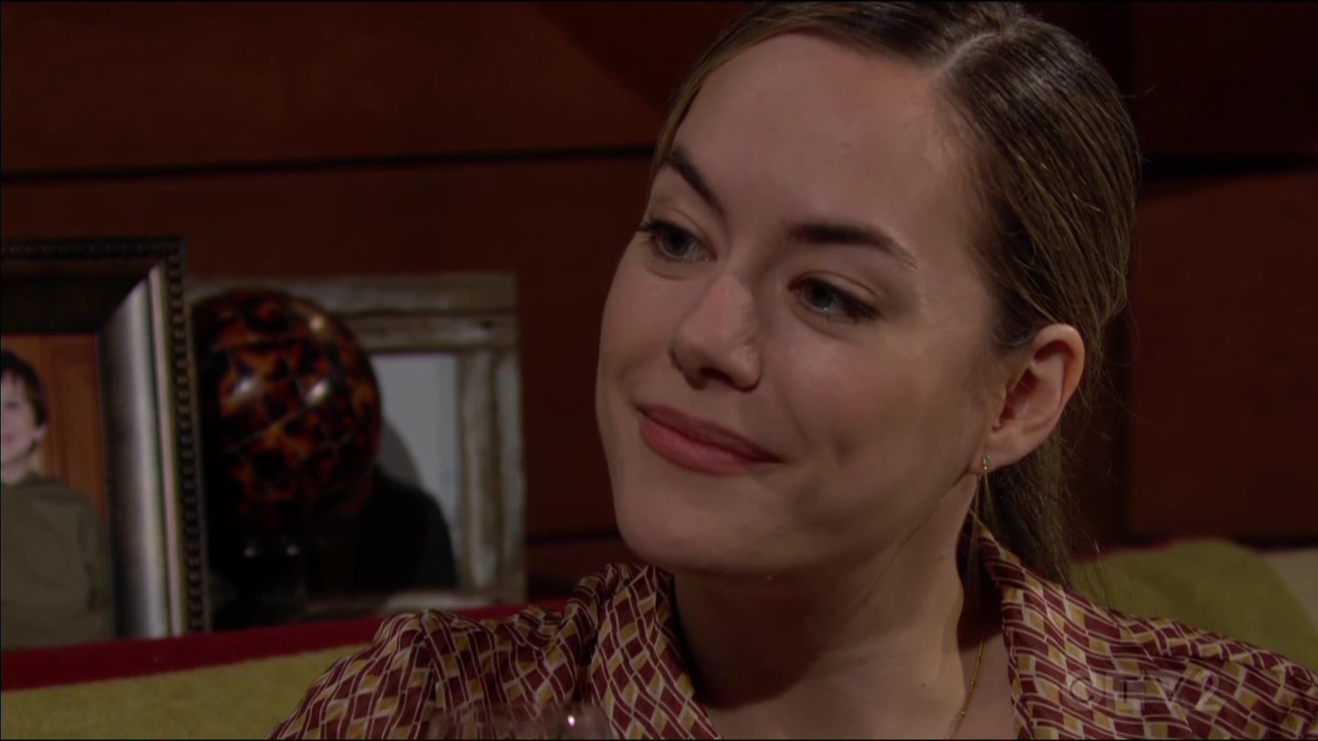 B&B recap Hollis and Brooke Share a Kiss, Hope Worries About the Age Gap