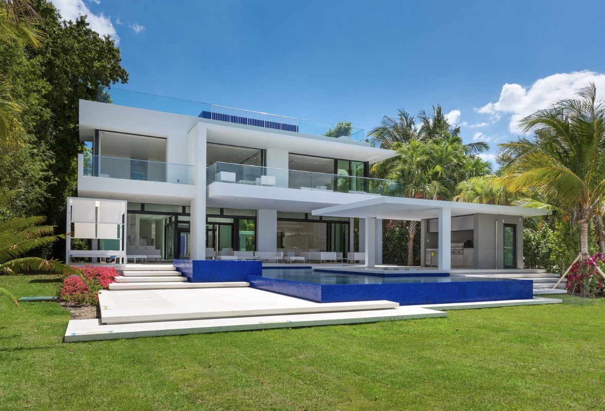 Luxury Vacation Rentals & Luxury Rentals Miami SobeVillas