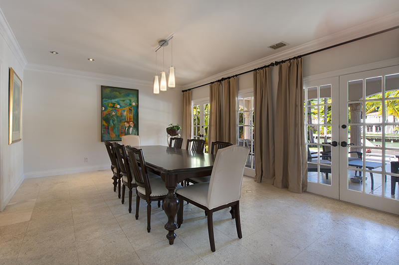 Villa Chloe Waterfront Villa Miami SobeVillas