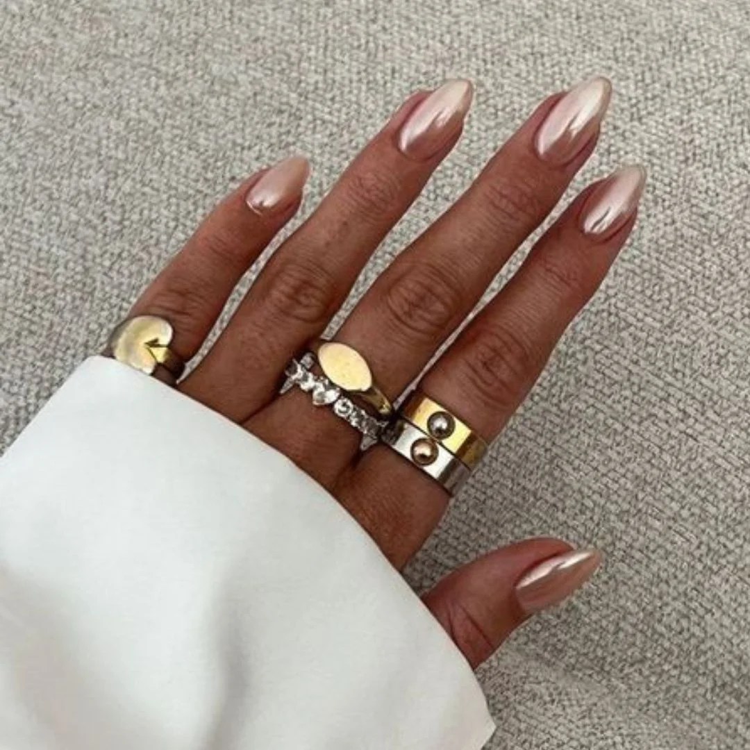 25 Chrome Nail Designs That Nail The Metallic Trend! – SoboTips