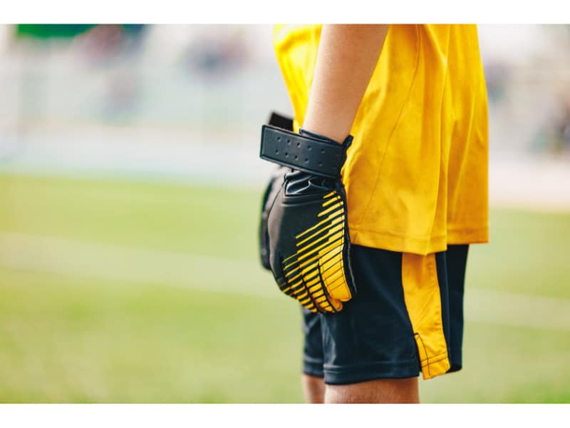 Do Soccer Goalies Wear Cups? (Essential Protection) 2022